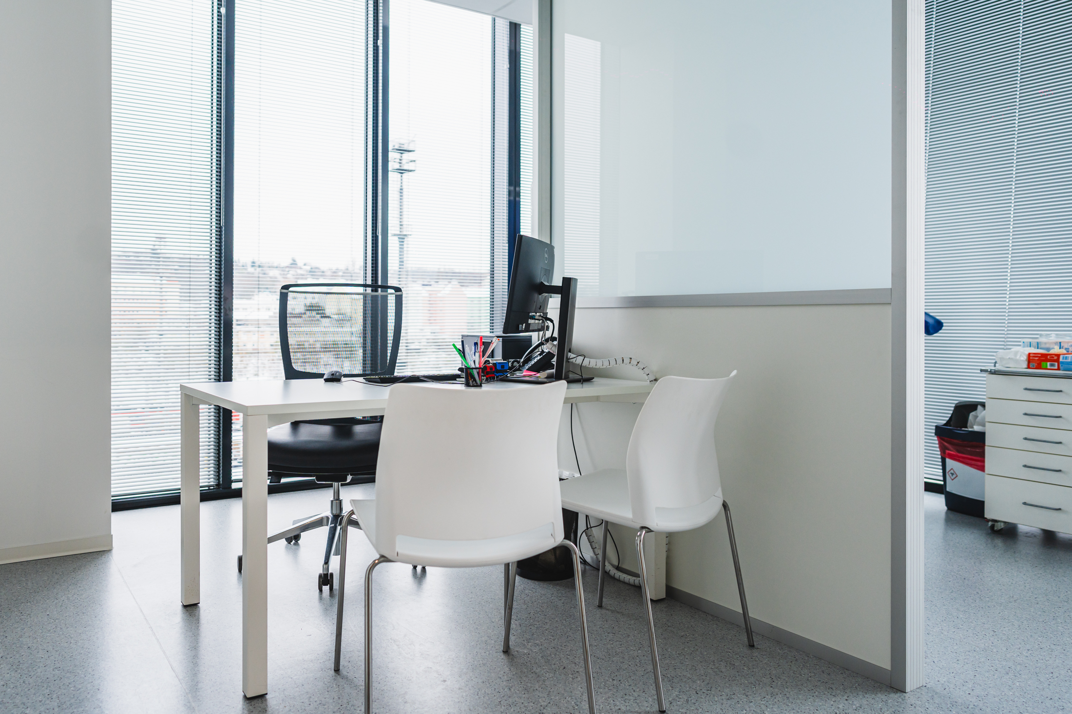ISCARE consultation room — individual patient consultation setting