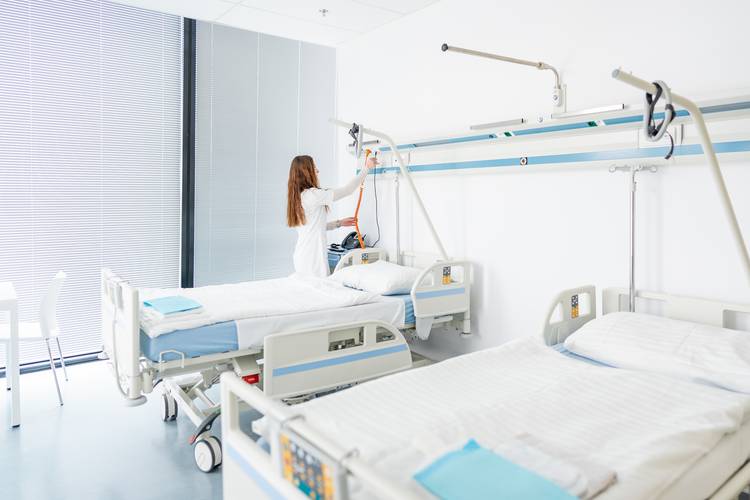 Centrum jednodenní chirurgie, klinika ISCARE, Praha 9